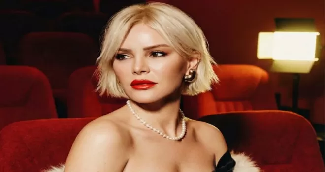 Ömür Gedik’ten sinemadan ilham alan yeni şarkı “Yan Yana”