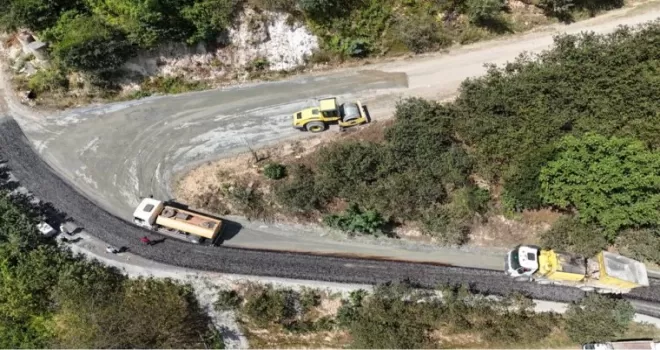 Ordu Ünye Ağıdere sakinlerinin asfalt sevinci