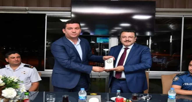 Ortahisar Kaymakamı Tolga Toğan’a veda yemeği