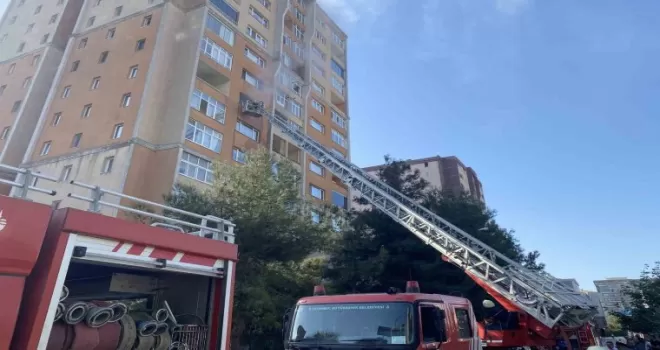 Oyun oynarken evde yangın çıkardı
