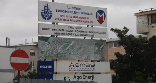 (Özel) 4 yıldır bitirilemeyen Metro inşaatı trafiği kilitliyor

