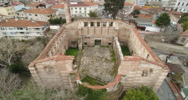 (Özel) Ayasofya’dan 100 yıl eski İmrahor Camii içler acısı halde
