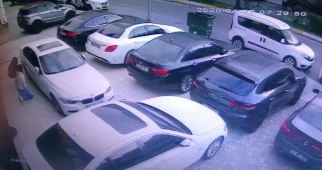 (Özel) Bayrampaşa’da 4 dakikada 100 bin liralık soygun
