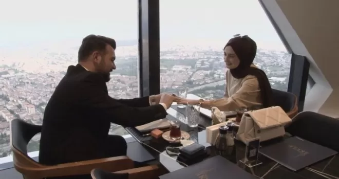 (Özel) Çamlıca Kulesi’nde ilk evlilik teklifi
