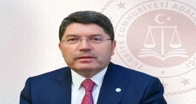 Özel’e bir tepkide Bakan Tunç’tan