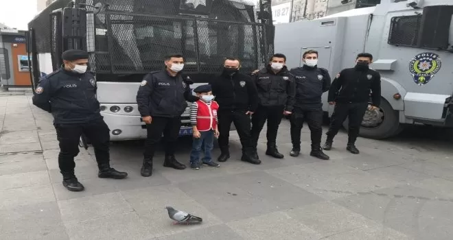 (Özel) Engelli çocuğun polis olma hayali gerçek oldu
