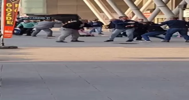 Esenyurt’ta meydan kavgası kamerada