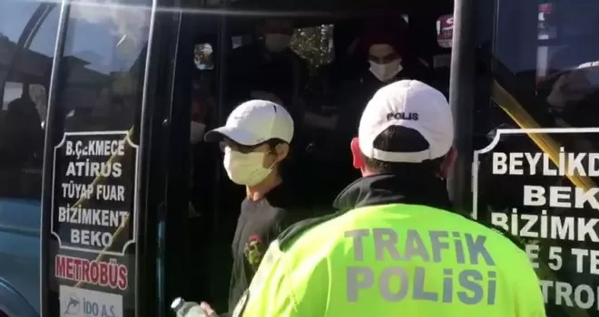 Esenyurt’ta minibüslerde yine aynı manzara