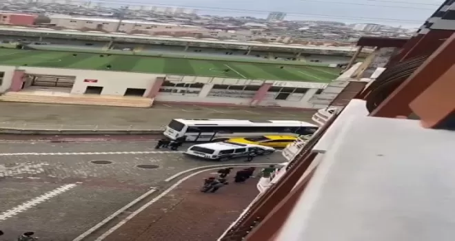 (ÖZEL) Esenyurt’ta ruhsatı iptal edilen taksici kaçtı, polis kovaladı

