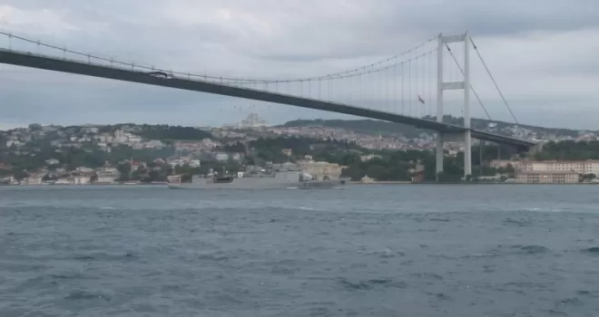  Fransız savaş gemisi İstanbul Boğazı’ndan geçti