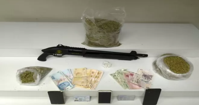 (ÖZEL) Gaziosmanpaşa’da zehir taciri kardeşler yakalandı
