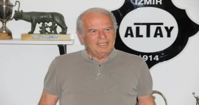 Mustafa Denizli: “Cevap bekleyen benim”