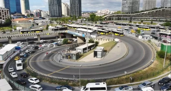  İBB Zincirlikuyu Metrobüs Mescidinin kapısına kilit vurdu