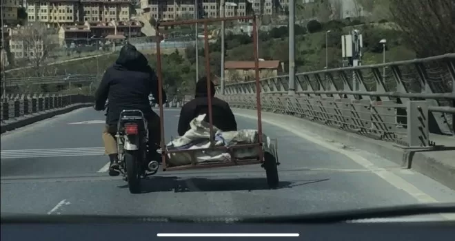  İstanbul trafiğinde “pes” dedirten tehlikeli yolculuk kamerada