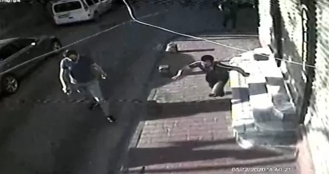 İstanbul’un göbeğinde silahlı saldırı kamerada