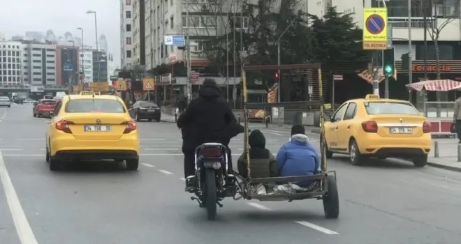 İstanbul’un göbeğinde tehlikeli yolculuk kamerada