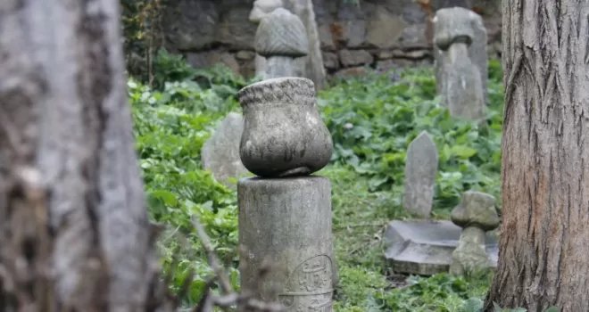 İstanbul’un İlk Müslüman Mezarları çalınıyor