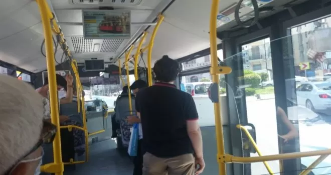 (Özel) Otobüste maske tartışması
