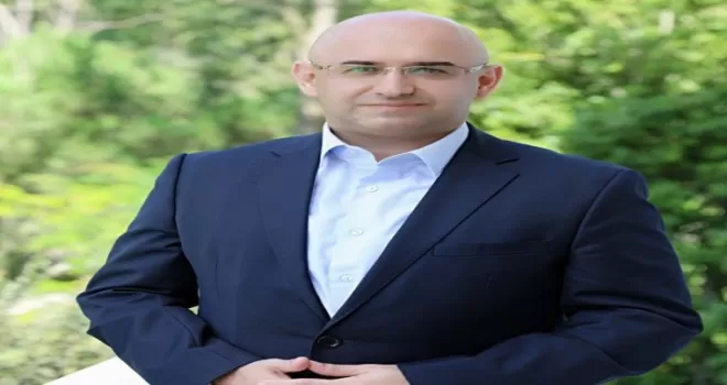 “Pandemi sosyal medyaya mahkum etti”
