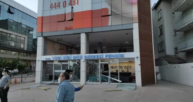 Pendik’te metro inşaatında şiddetli patlama
