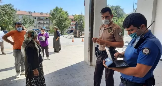 Polatlı’da iki covid hastasına izolasyon cezası
