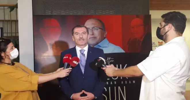 Prof. Dr. Ahmet Haluk Dursun, Zeytinburnu’nda  anıldı
