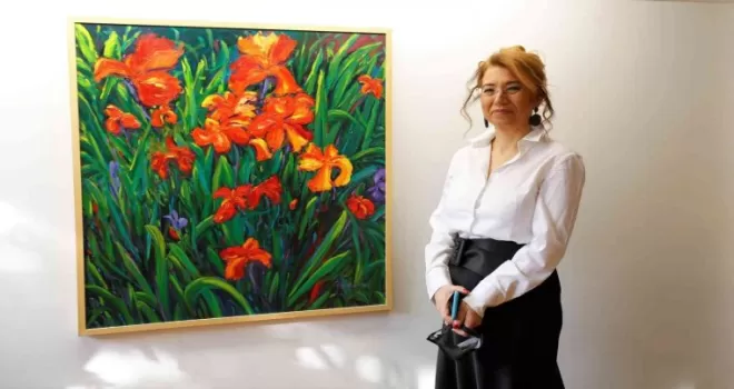 Prof. Dr. Canan Alkım yeni sergisi "Arada" sanatseverlerle buluştu
