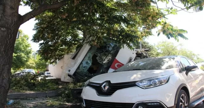 Protokol yolunda beton mikseri dehşeti
