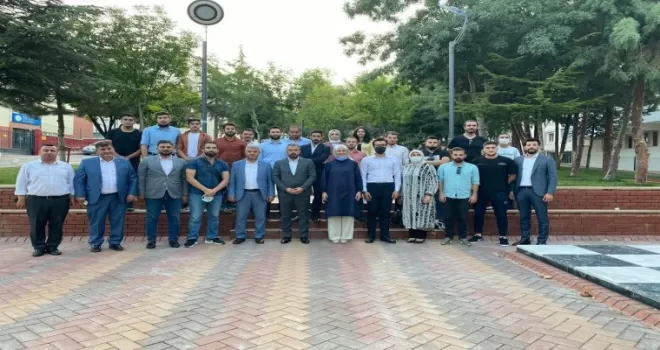 Pursaklar Belediye Başkanı Çetin, gençlerle buluştu
