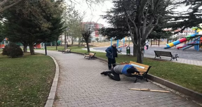 Pursaklar Belediyesi’nden parklara kış bakımı

