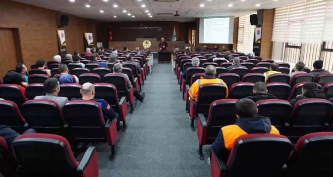 Pursaklar Belediyesi’nden personeline motivasyon eğitimi
