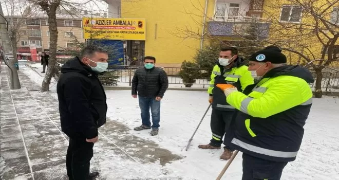 Pursaklar Belediyesinden karla etkin mücadele
