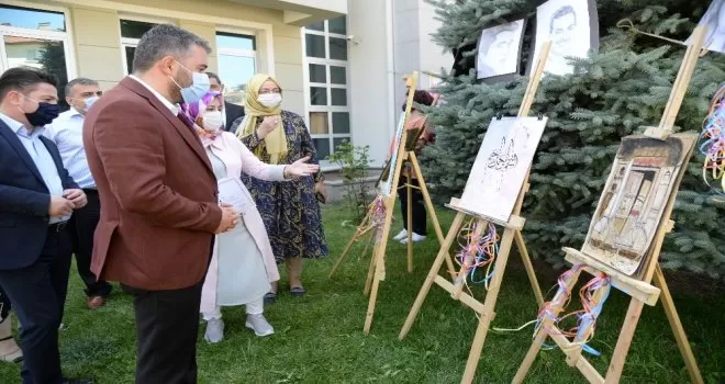 Pursaklar’da açık alanda sergi
