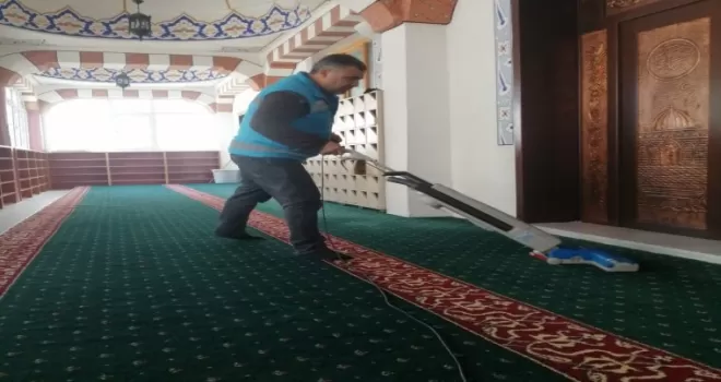 Pursaklar’da camiler Ramazan ayına hazırlanıyor
