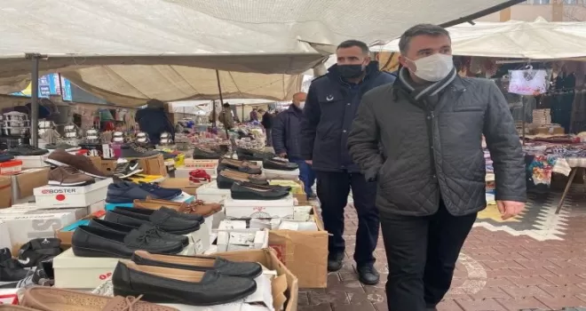 Pursaklar’da pazarcı etiket oyununa ceza
