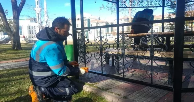 Pursaklar’ın parkları bahara hazırlanıyor
