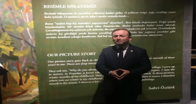 Resimlerini kitaplaştırdı
