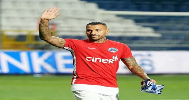 Ricardo Quaresma Vitoria’ya transfer oldu
