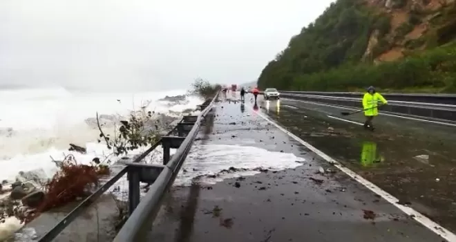 Rize’de fırtına
