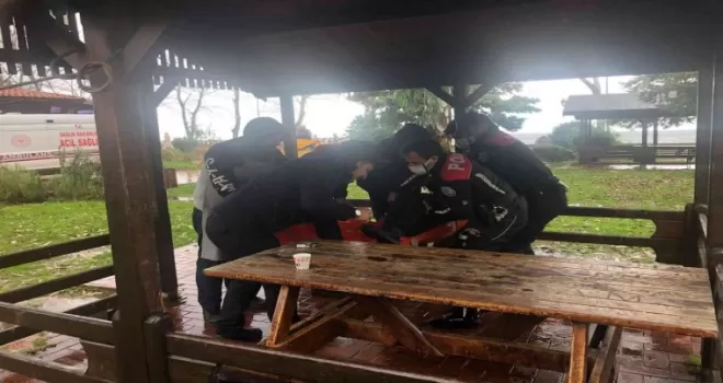 Rize’de Gürcistan uyruklu şahıs donmak üzereyken bulundu
