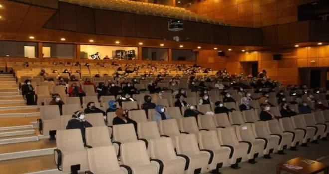 Rize’de kadınlara "en iyi narkotik polisi anne" eğitimi verildi
