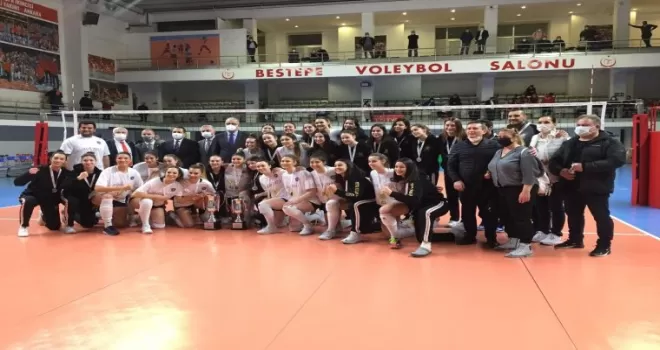 Rota Koleji Voleybol Takımı 1. Lig’de
