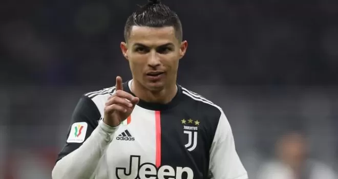 Cristiano Ronaldo’dan ’Evde kal’ çağrısı