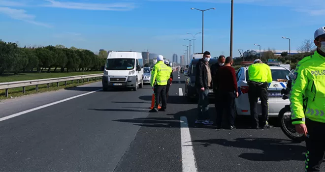 30 büyükşehir ve Zonguldak’a giriş çıkış kısıtlaması 15 gün daha uzatıldı