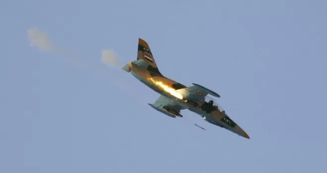 Rejime ait bir L-39 savaş uçağı düşürüldü