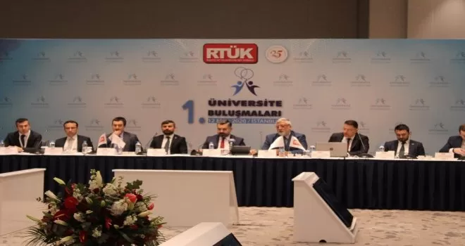 RTÜK Başkanı Ebubekir Şahin’den akademisyenlere çağrı
