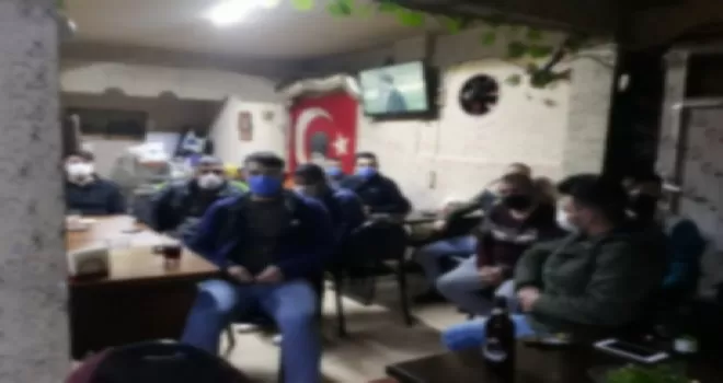 Ruhsatsız birahaneye polis baskını
