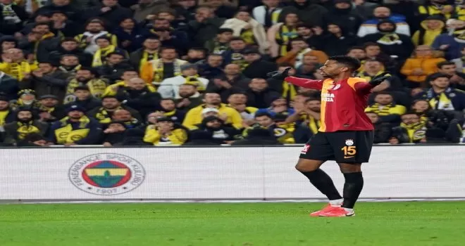 Ryan Donk’un Fenerbahçe’ye 3. golü
