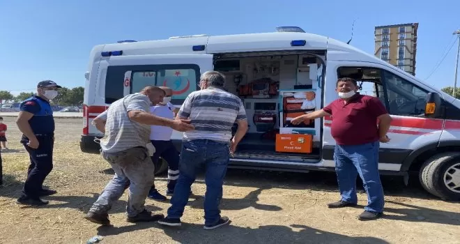 Sahibinin elinden kaçan kurbanlık boğa bir kişiyi yaraladı
