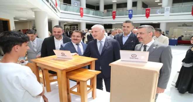 Sakarya’da ahşaptan hayata genç yetenekler ödüllendirildi